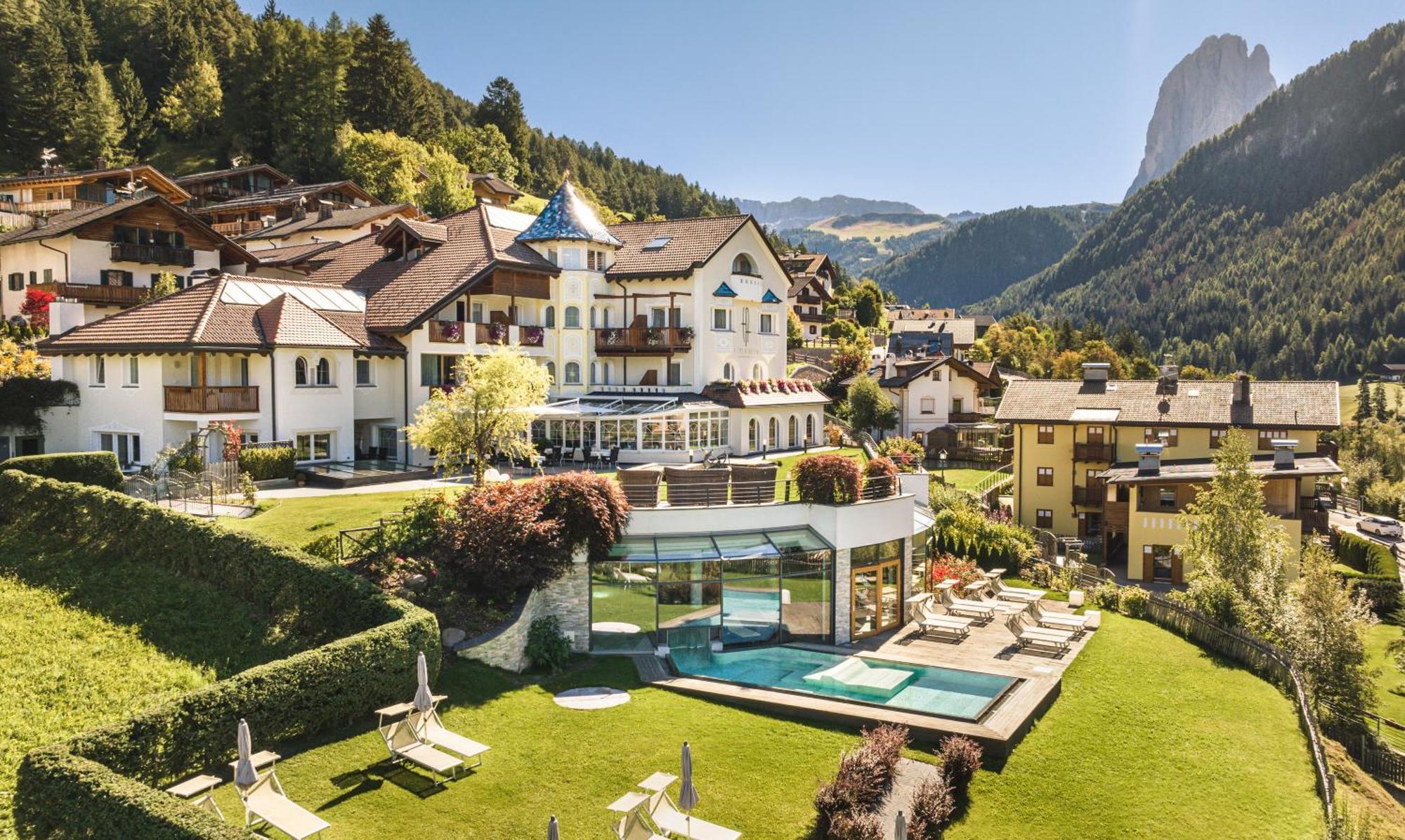 Alpenheim Charming & Spa Hotel Ortisei Exterior foto